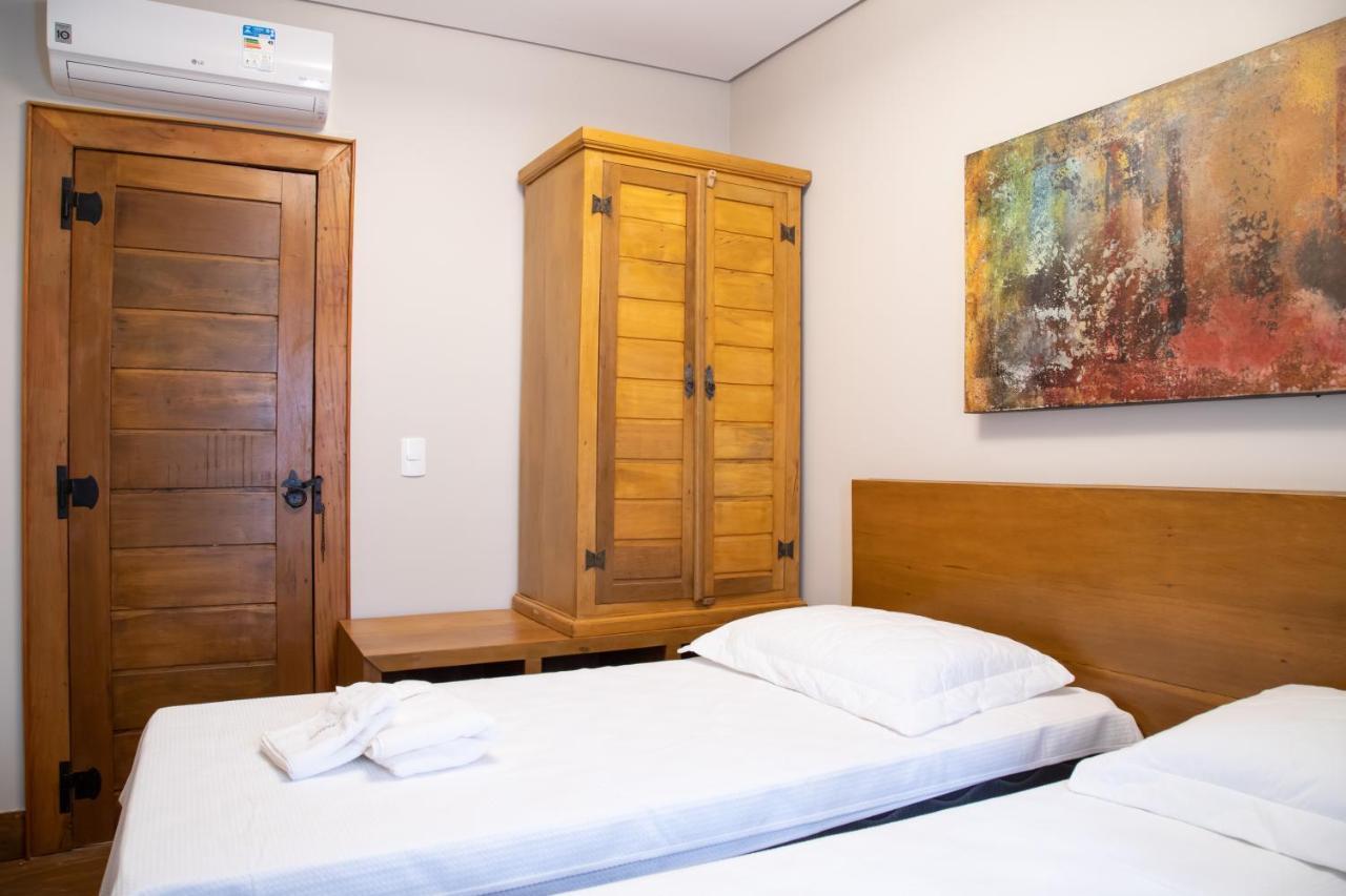Espaco 250 - Apto Mobiliado, 3 Quartos, Sendo Uma Suite, Banheiro Social, Cozinha Completa, Sala De Estar, Ar Condicionado, Tv E Internet Тирадентис Экстерьер фото