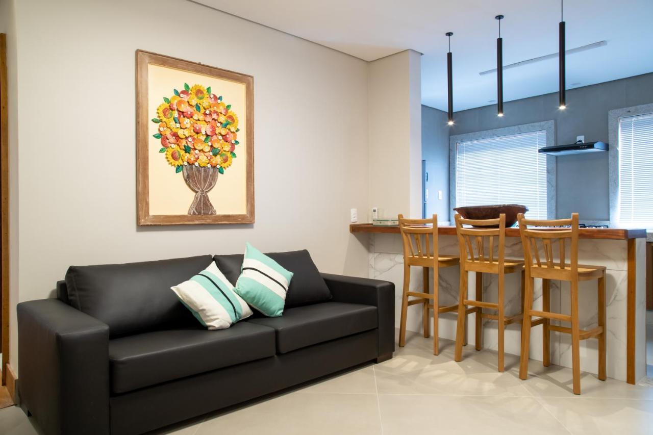 Espaco 250 - Apto Mobiliado, 3 Quartos, Sendo Uma Suite, Banheiro Social, Cozinha Completa, Sala De Estar, Ar Condicionado, Tv E Internet Тирадентис Экстерьер фото