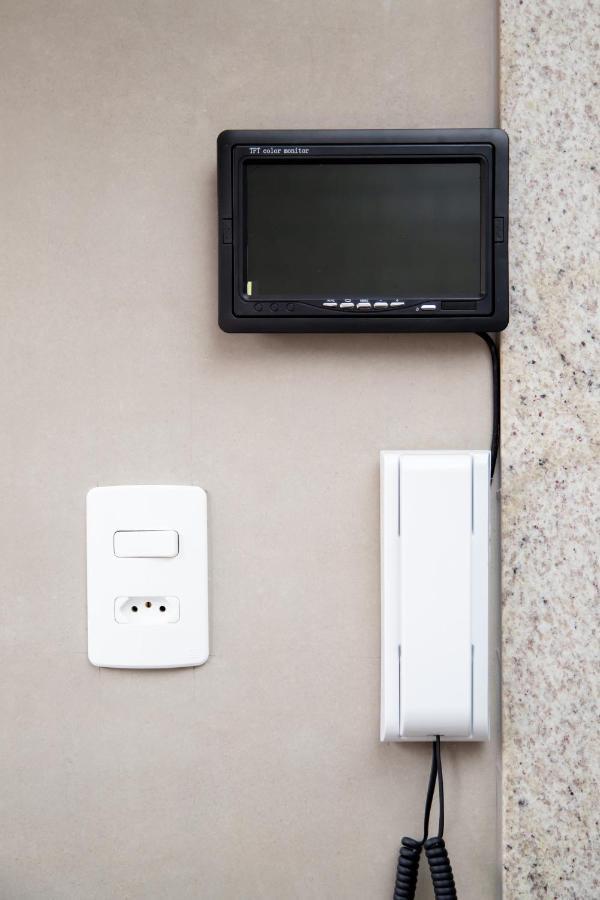 Espaco 250 - Apto Mobiliado, 3 Quartos, Sendo Uma Suite, Banheiro Social, Cozinha Completa, Sala De Estar, Ar Condicionado, Tv E Internet Тирадентис Экстерьер фото